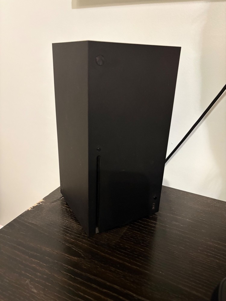 xbox series x console bundle used 2 controllers elite. Steel series headset used