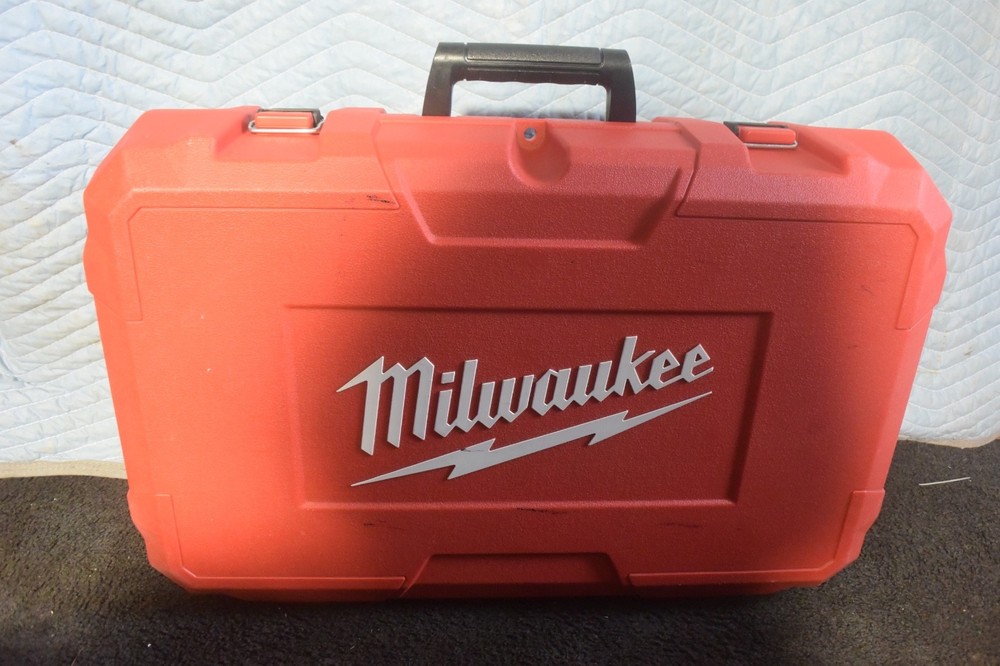 Milwaukee 6 Press Copper Pipe Press Tool Jaws & Carrying Case NO CRIMPER