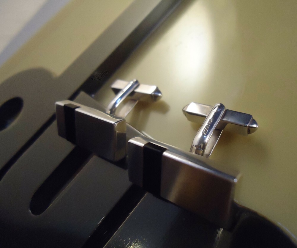 Alfred Dunhill .925 Silver Cufflinks - Onyx Panel - Hallmarked - Cased