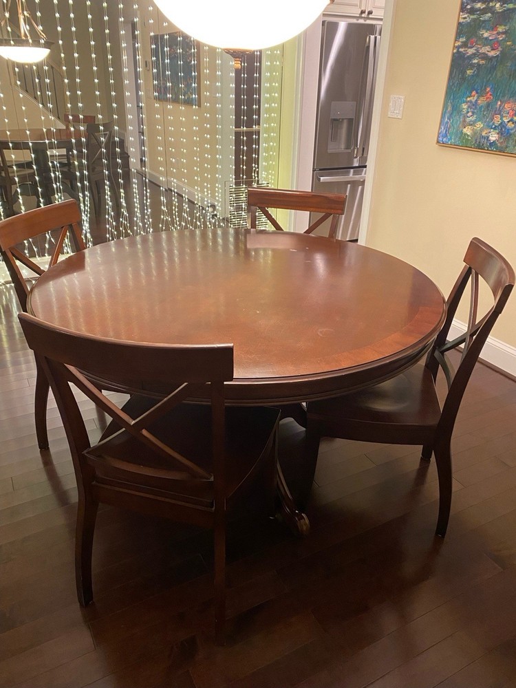 Circular Dining Table For  4