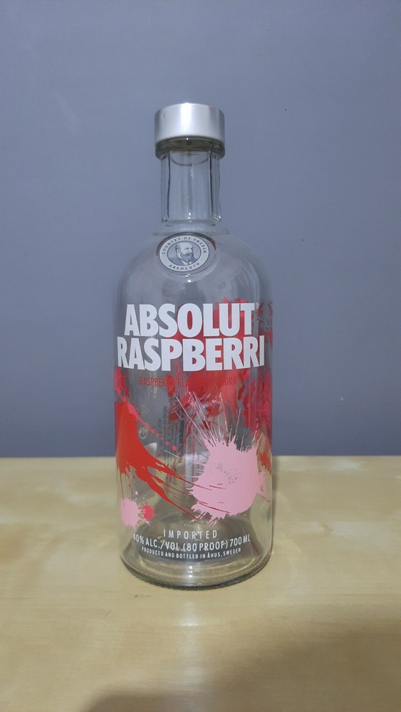 ABSOLUT VODKA RASPBERRY 700ml EMPTY BOTTLE MUST for COLLECTORS