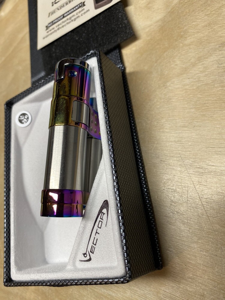 Vector Stratos Single Jet Torch Cigar Lighter - Chrome and Prizm - New
