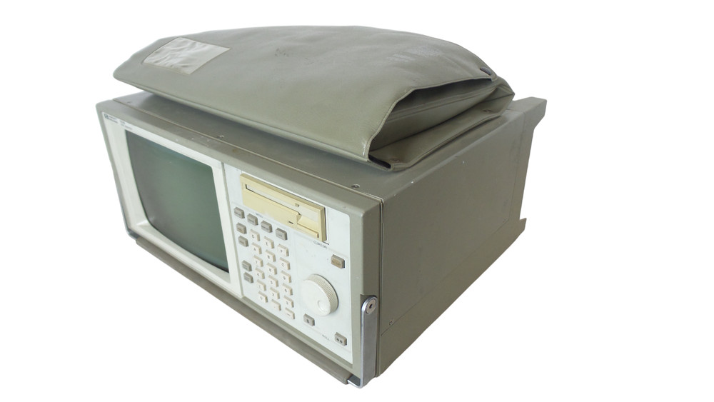 HP Hewlett Packard 1650B Logic Analyzer - Free shipping