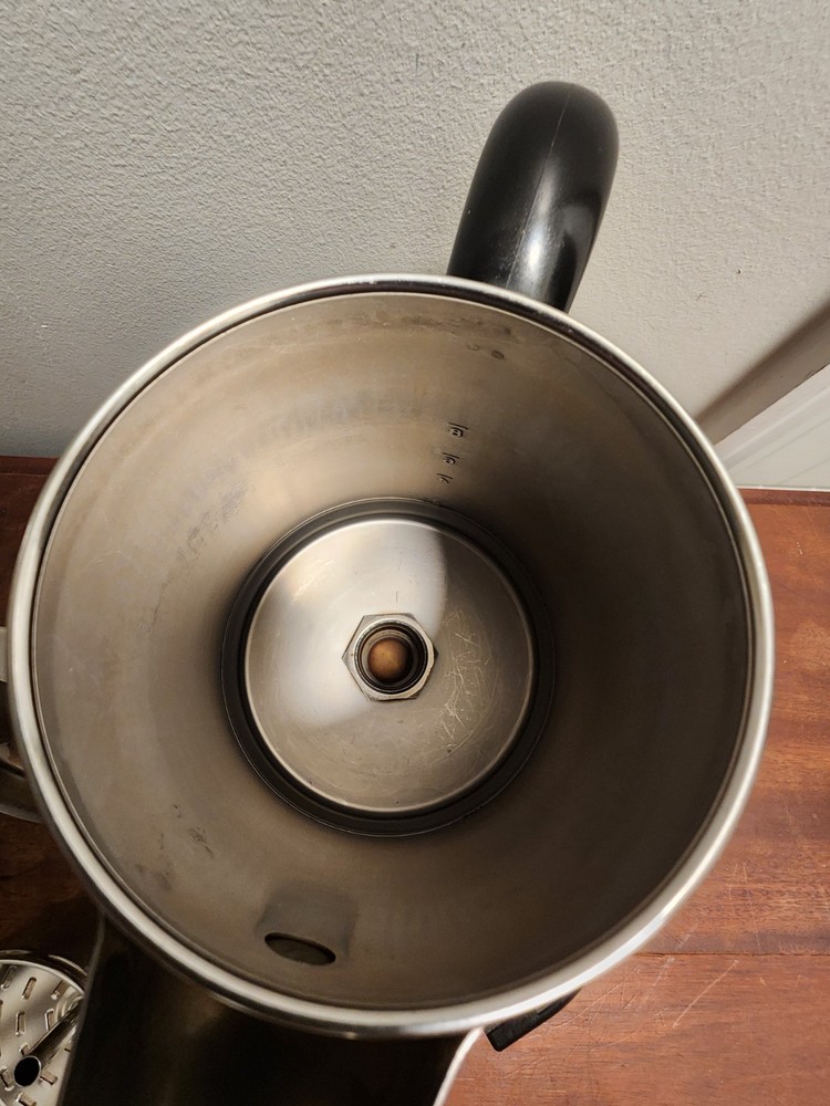 FARBERWARE 8 CUP SUPERFAST PERCOLATOR MODEL NO. 138B With Cord