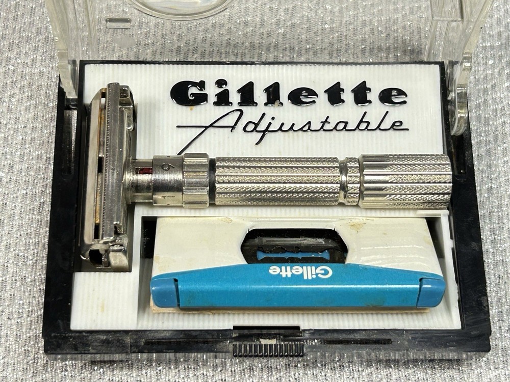 Vintage 1960s GILLETTE Adjustable Fat Boy Razor Case