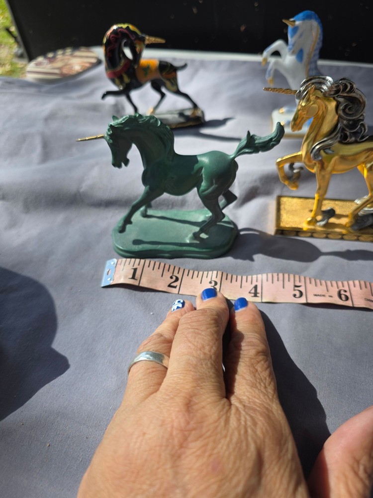 Choice Franklin Mint Unicorn Treasury Figurine