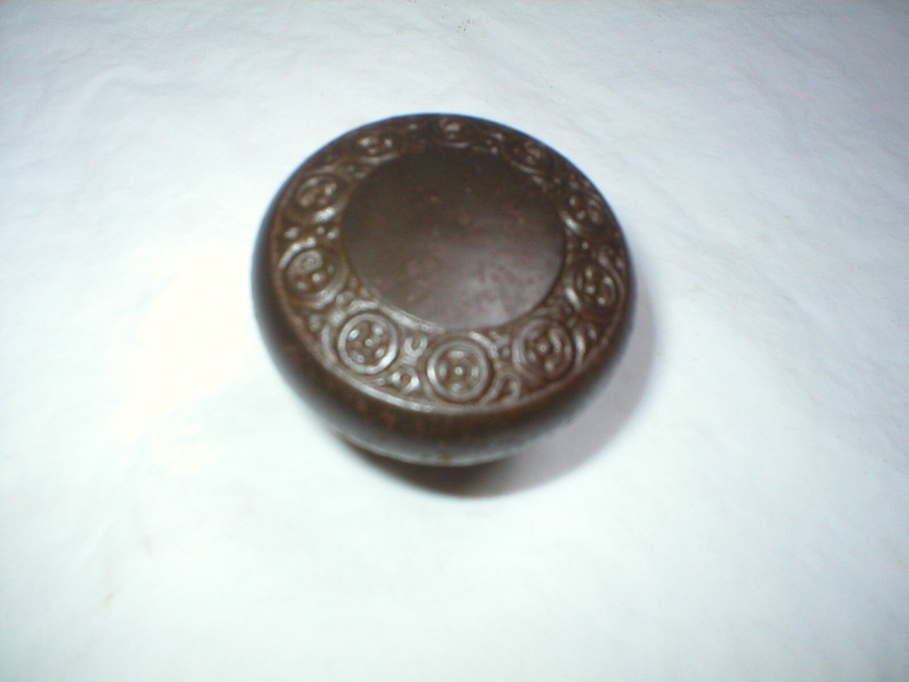 Antique Heavy Decorative Steel Doorknob
