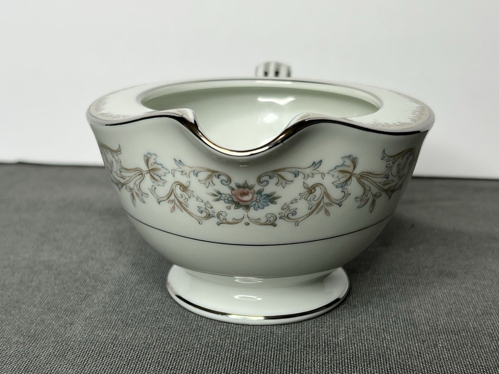 Noritake West Brook 5907 Creamer