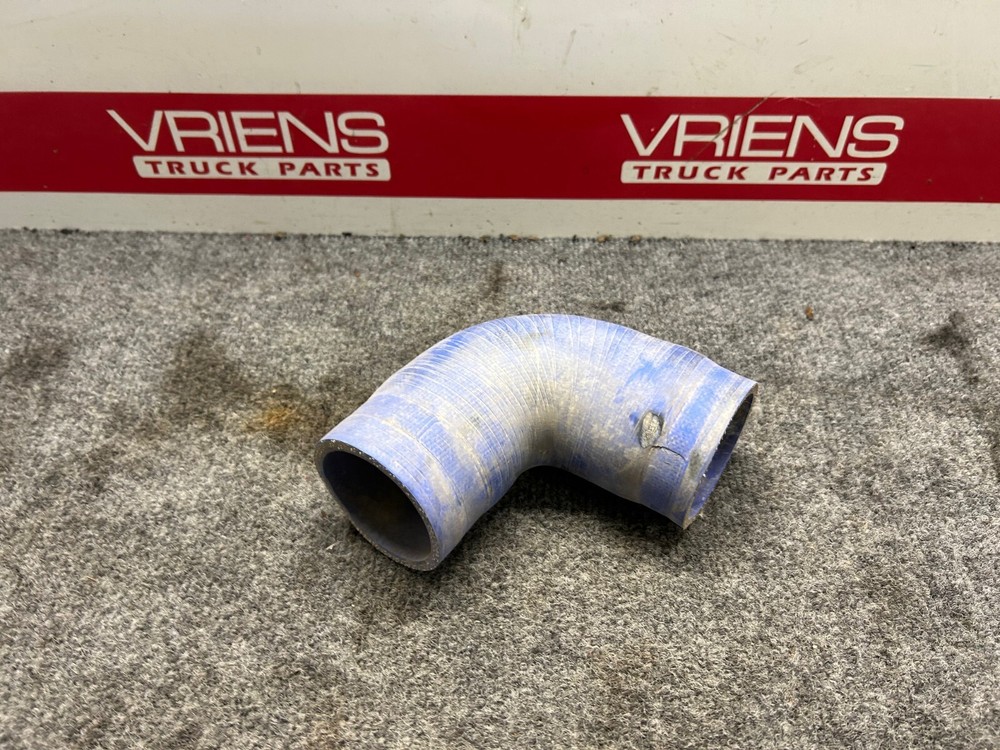 PETERBILT F04-6006 ELBOW-RUBBER SILICONE 90D