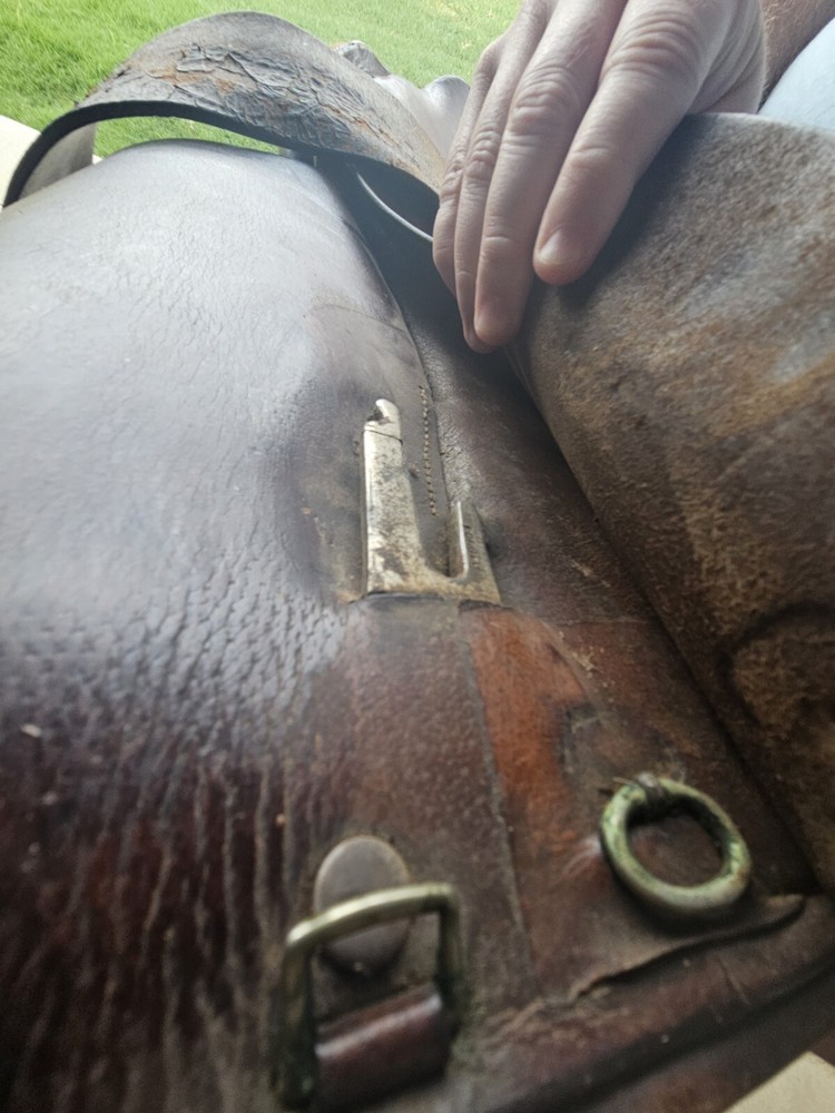 Vintage Brown Leather Horse Saddle Equestrian 17"