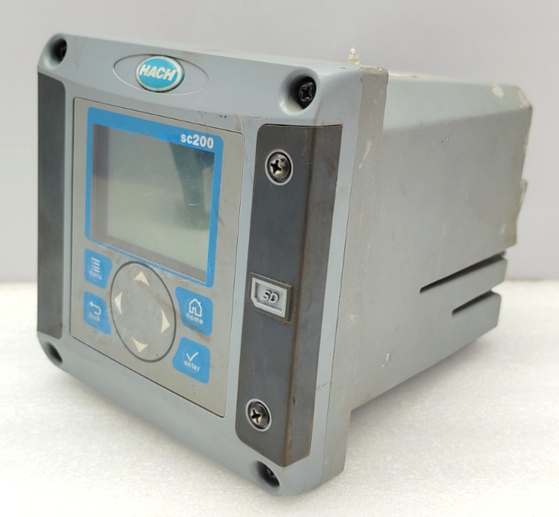 Hach General Purpose Analyzer Model SC200 LXV404.99.00202 Used Tested