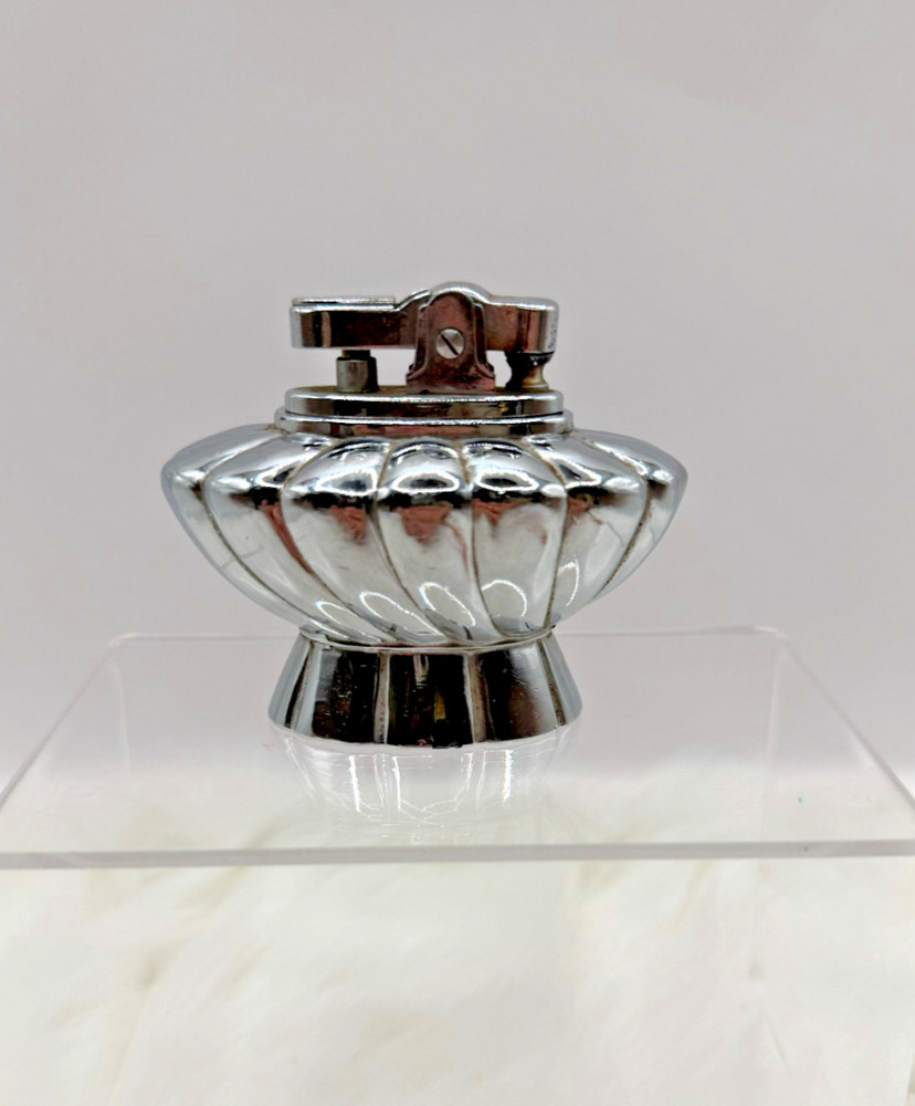 Vintage Ronson Regal Chrome Plated Weighted Table Lighter