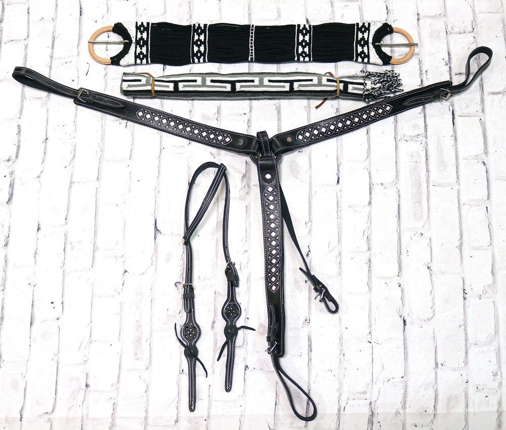 Charro Horse Black Tack Set