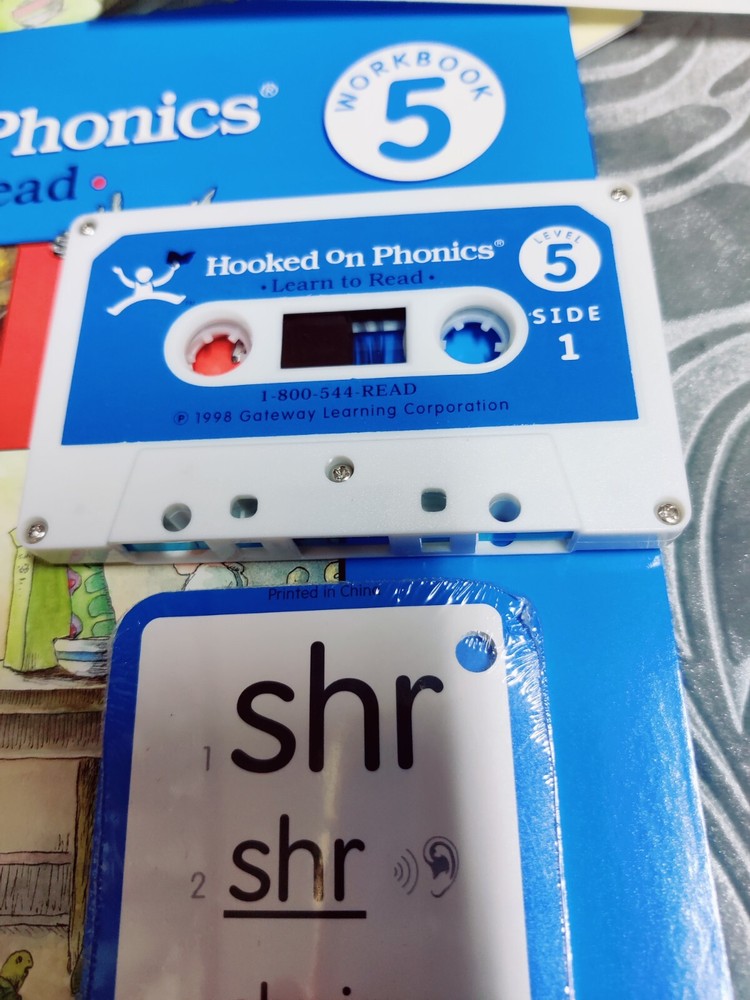 Hooked on Phonics Learn to Read Level 5 Complete Box Set with Workbook
