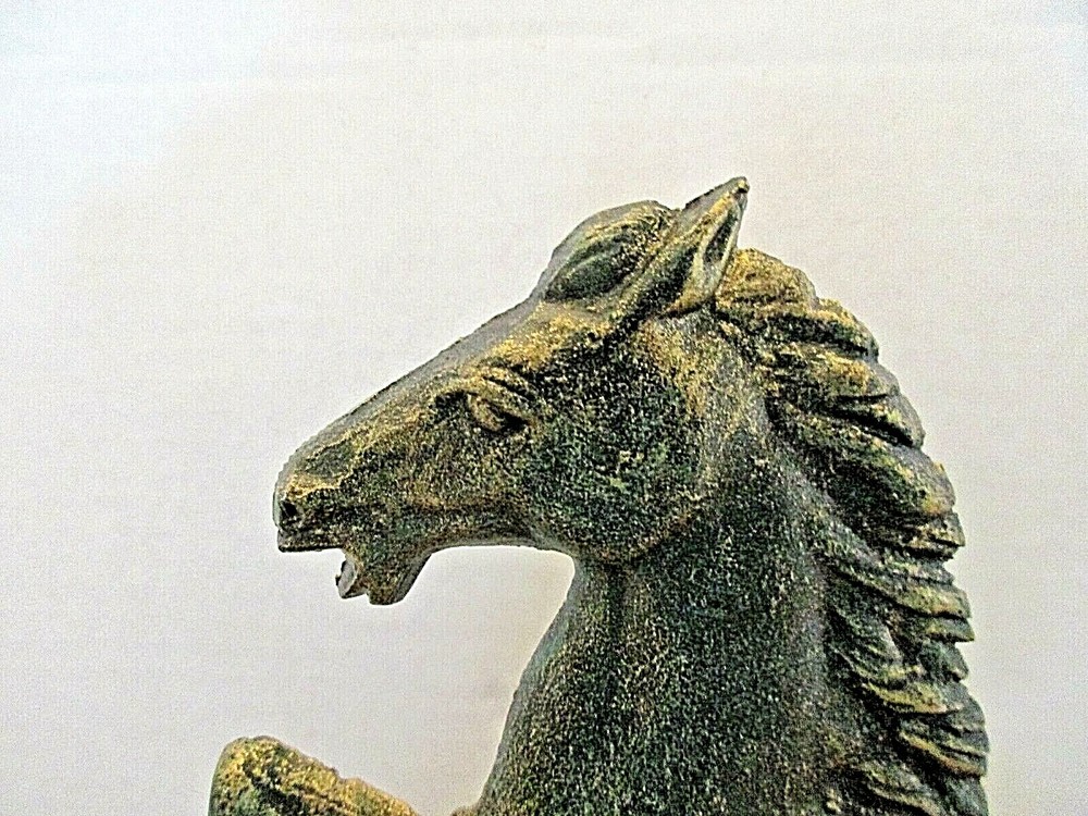 * Horse Table Candle Holder Black / Brass