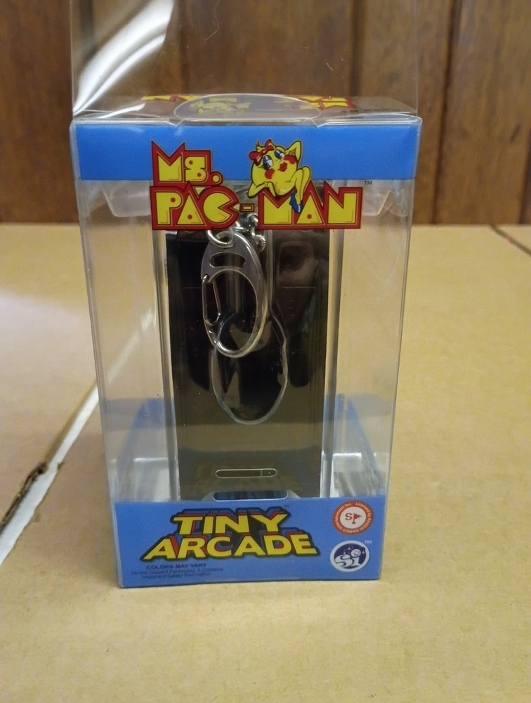Pac Man Mini Arcade Machine by Tiny Arcades 2017 NIB