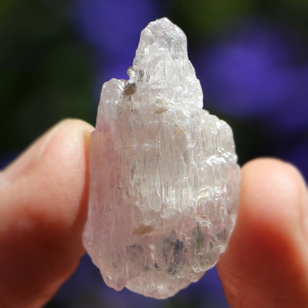 Mineral Specimen: Kunzite (KNZ92)