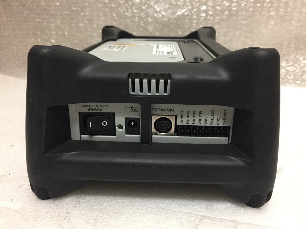 Omega Engineering OM-DAQXL-2-NA 8 or 16 Channel Universal Input Touch Screen Dat