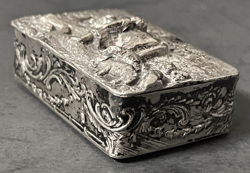 Antique German Hanau 850 Silver Pill Box