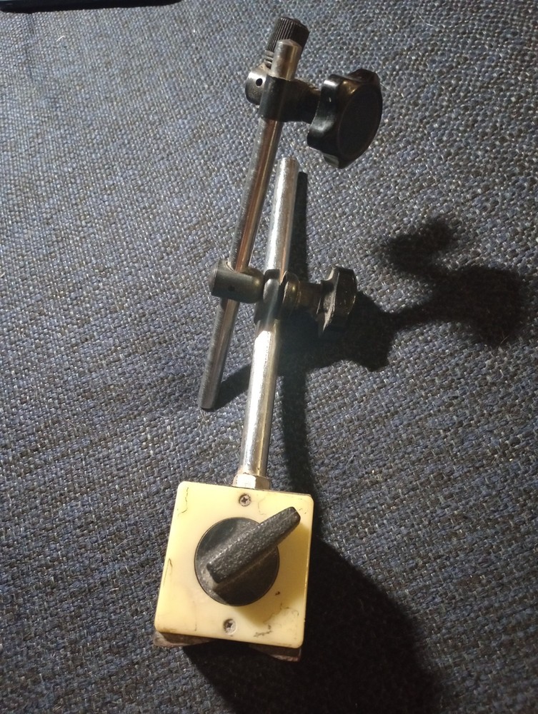 Magnetic stand for test dial indicator