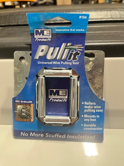 PULL-IT UNIVERSAL WIRE PULLING SMART TOOLS  FITS ALL STANDARD BOX