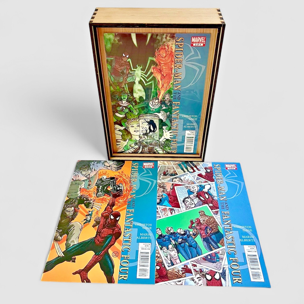 Comic Frame & Compact Storage + Complete Spider-Man/Fantastic Four Series