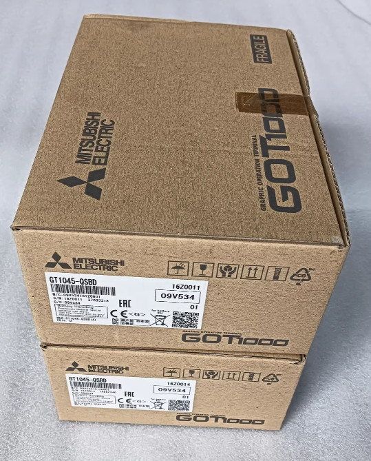 New in box Mitsubishi GT1045-QSBD touch screen