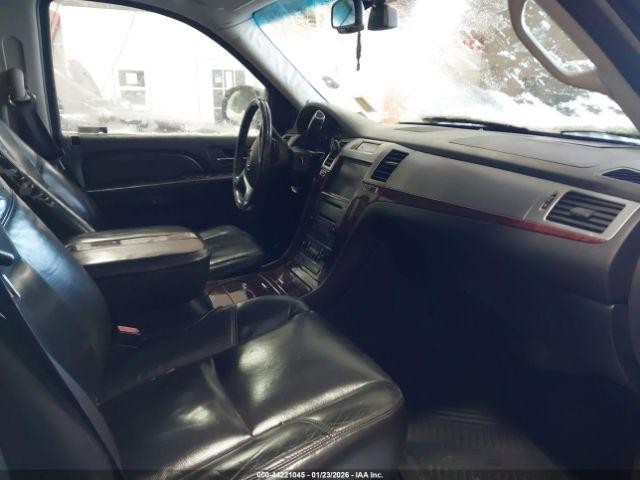 Used Headrest fits: 2008 Cadillac Escalade Grade A