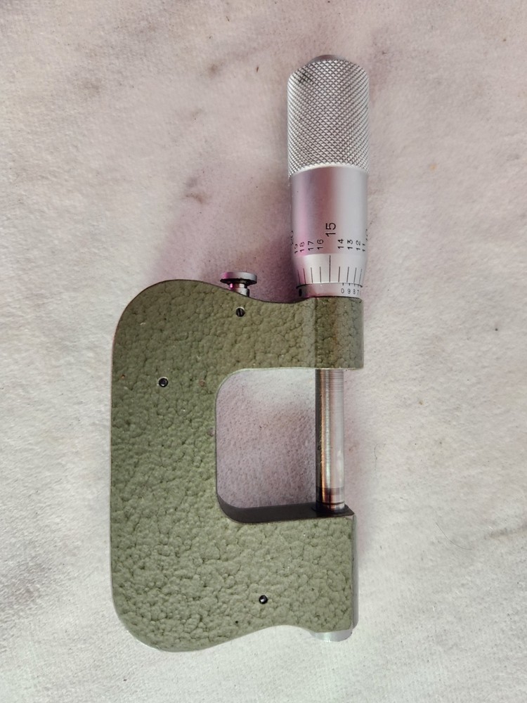 Mitutoyo Indicating Micrometer 0-1” 510-202 .0001" Resolution