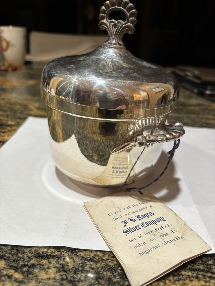 Vintage Wm. Rogers Silverplate Sugar Bowl