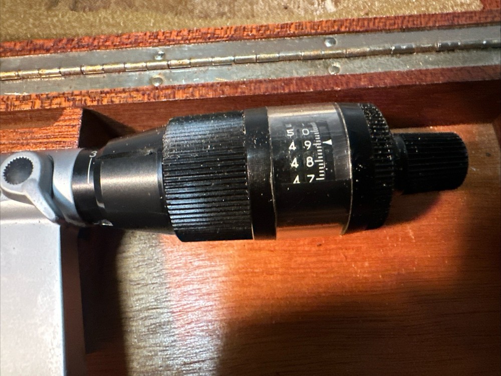 Brown & Sharpe 3”-4” 40-10 Micrometer