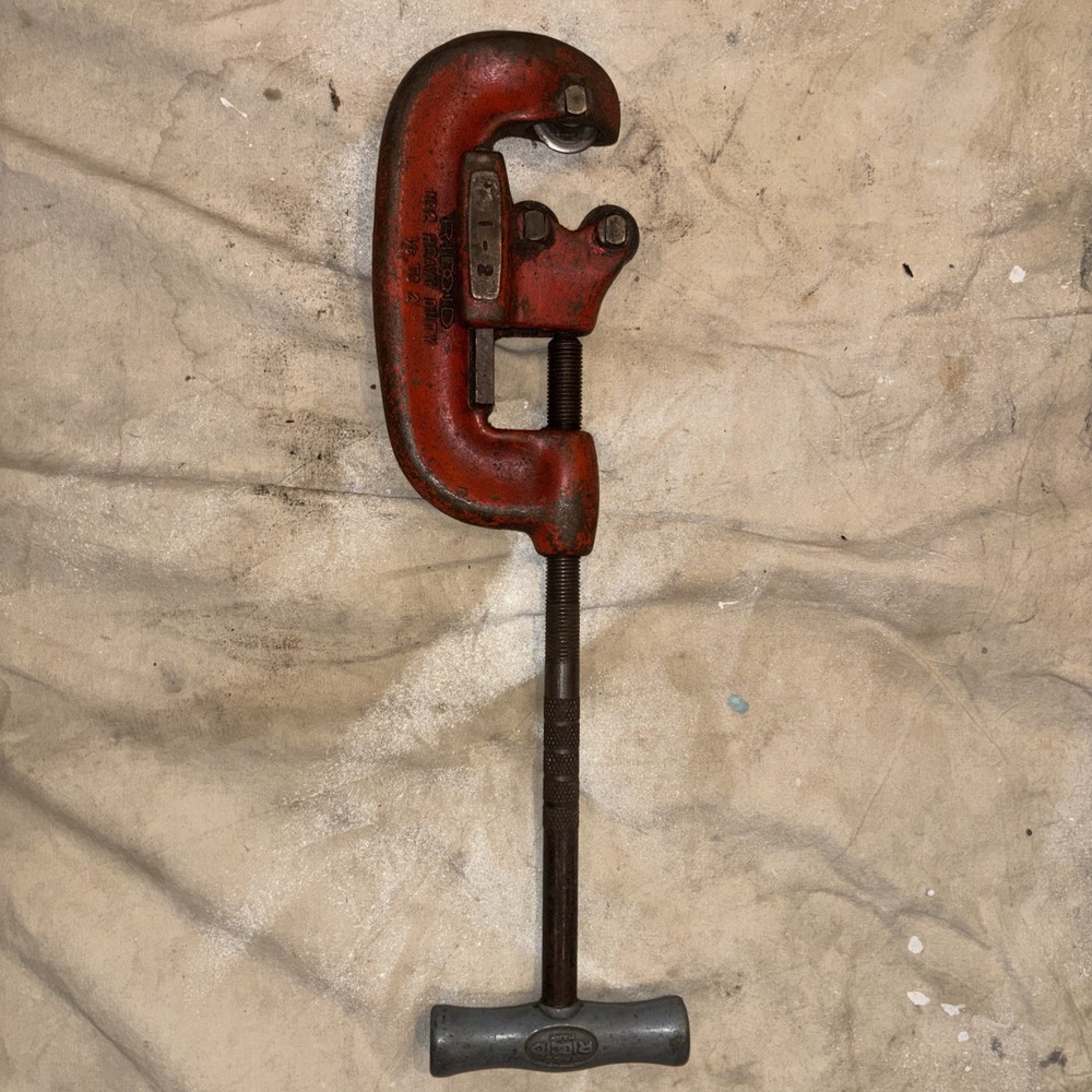 RIDGID No. 2 Heavy Duty Pipe Cutter