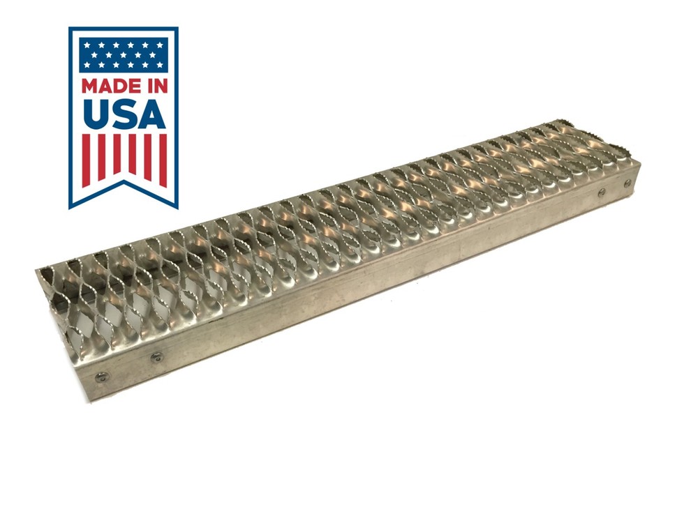 Peterbilt DPF Box Bottom Replacement Step - 388 389 386