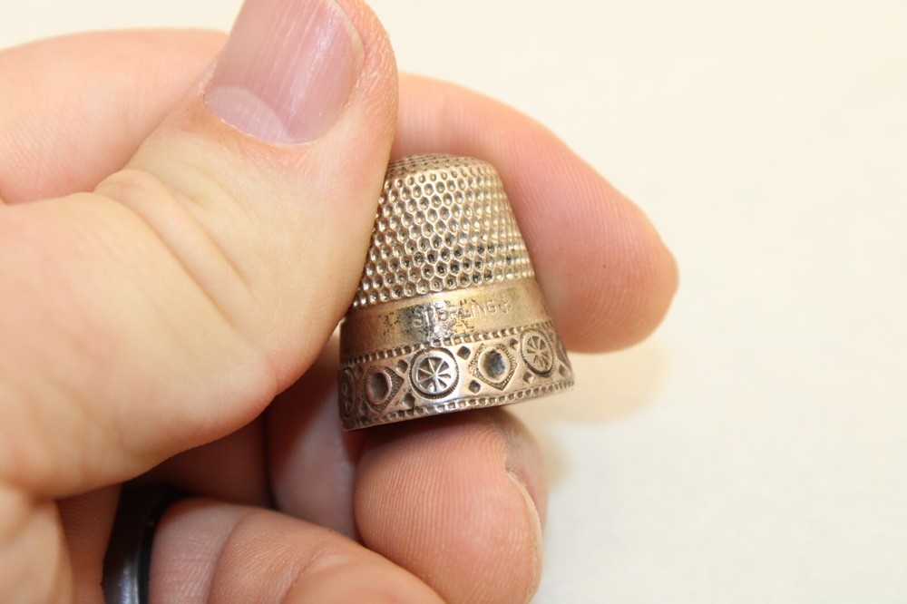 Vintage Sterling Silver Thimble - antique sewing thimble