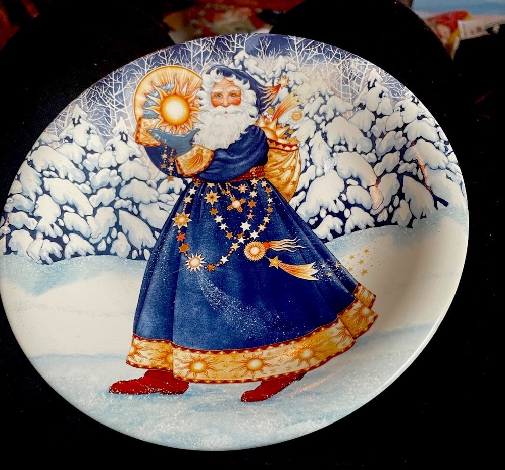 Certified International Judith Griffith Old St. Nick Salad Plate 8” MINT!