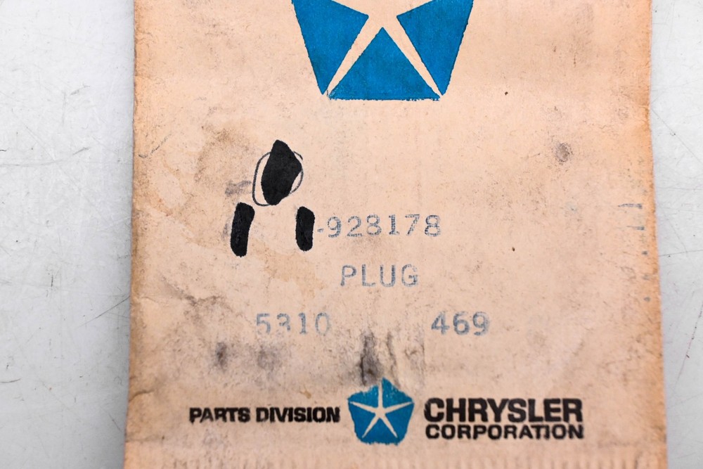 Mopar 928178 Shift Rail Interlock Plug NOS