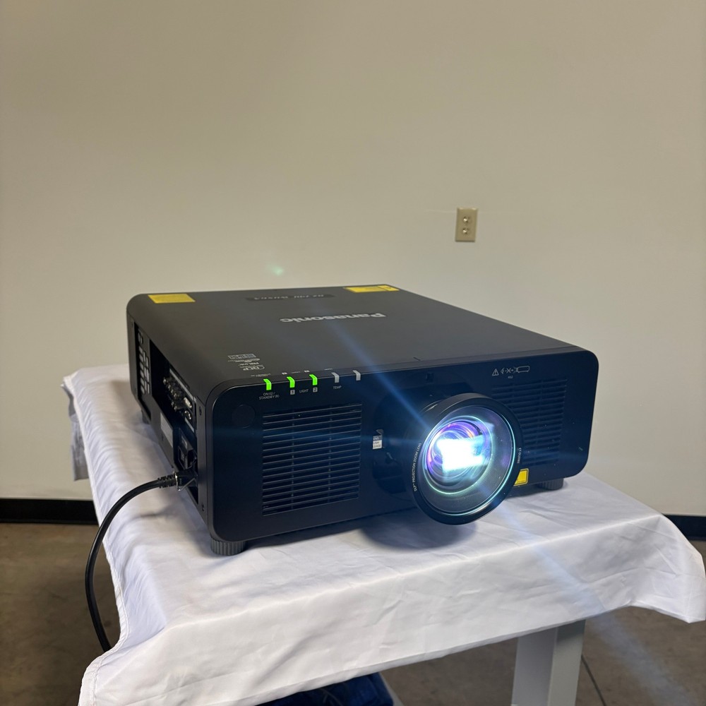 Panasonic PT-RZ790 Projector with ET-DLE085 Lens (READ)