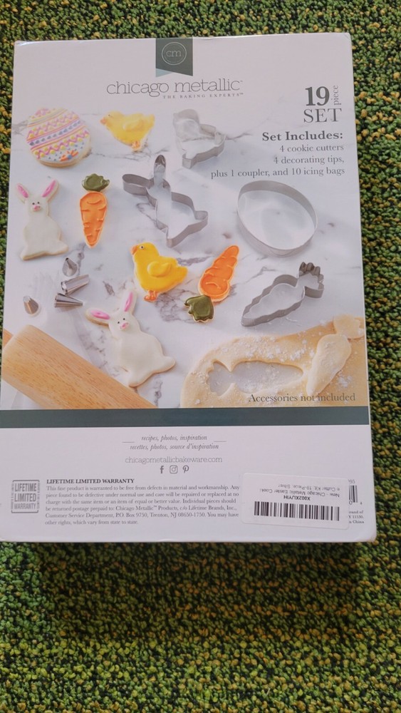 Chicago Metallic Easter Cookie Set 19-Piece NEW