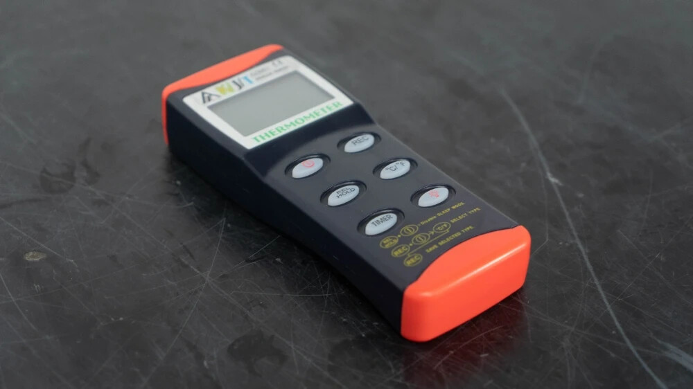 K/J/T AZ8851 Single Input Thermometer