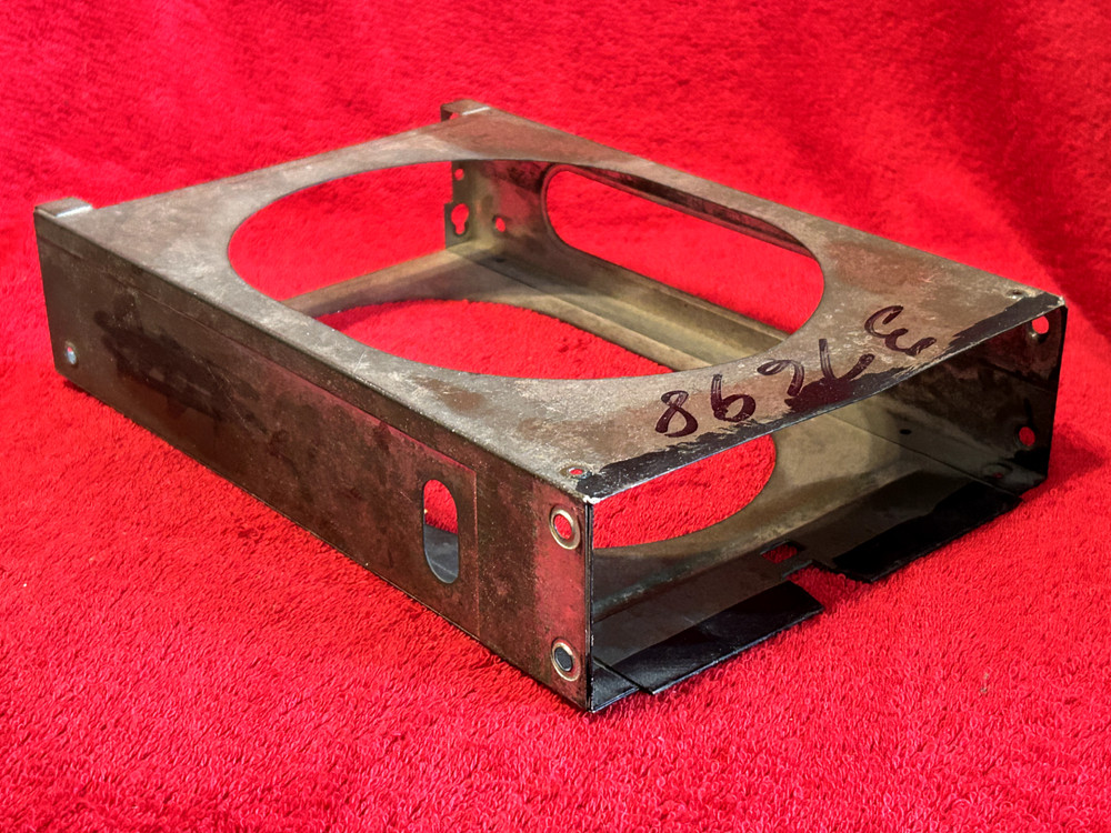 MOUNTING TRAY FOR KING KX 155 NAV/COMM