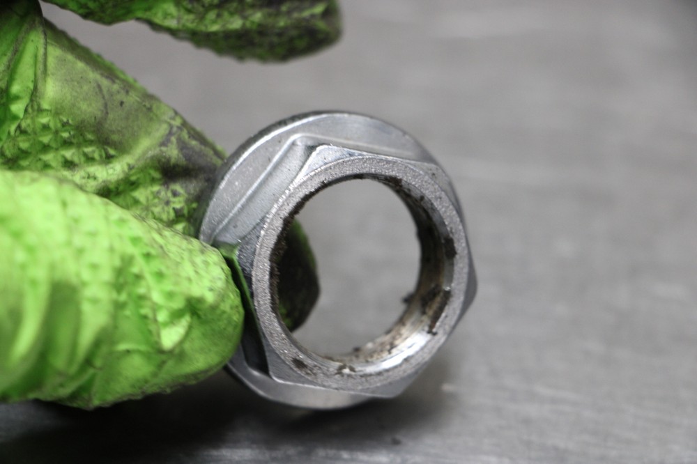02-13 Interceptor VFR800 Triple Tree Steering Nut