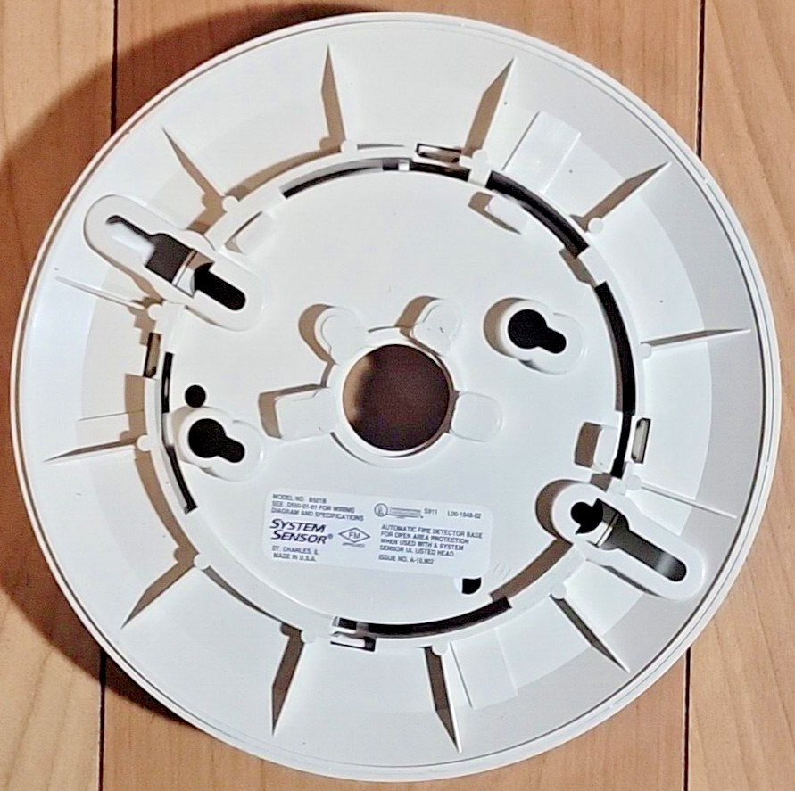 System Sensor B-501B Base Smoke Detector Fire Plug-in Base Made in USA NEW