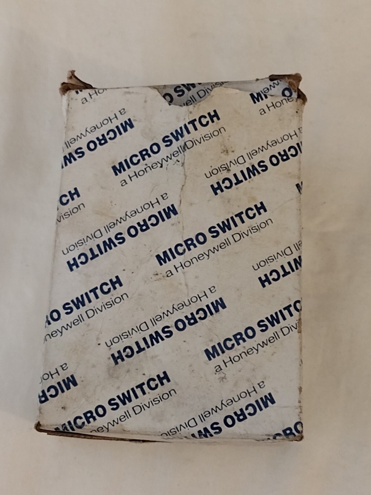 Honeywell BZE6-2RN Micro Switch