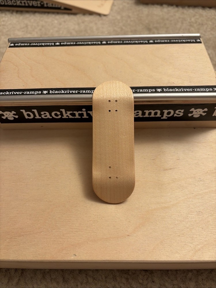 32mm Professional Wooden Fingerboard
