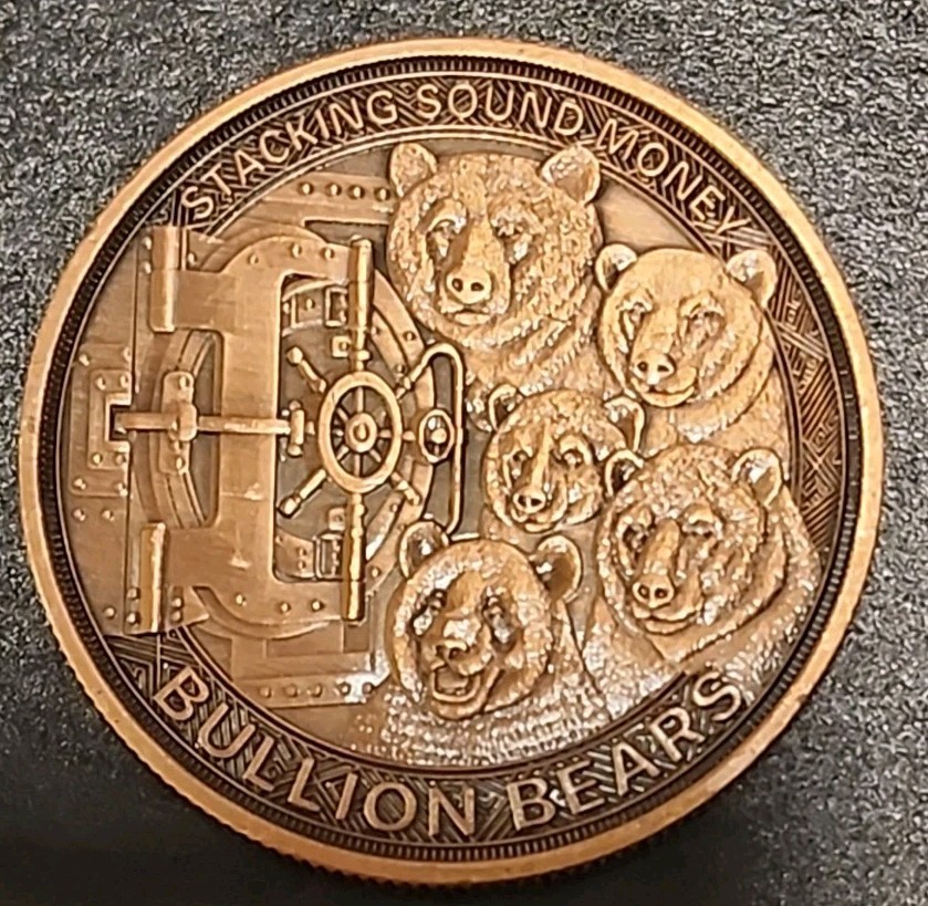 1oz Copper Grizzly Bear Bullion Stackers Colorized