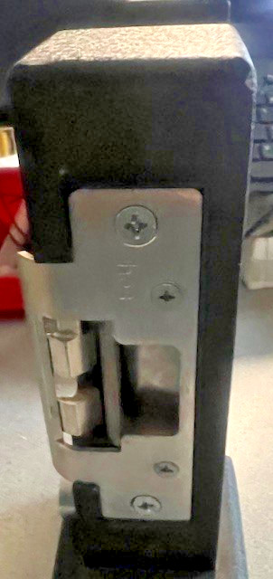 HES 5900 DEMONSTRATOR US26D ELECTRIC STRIKE FAIL SECURE