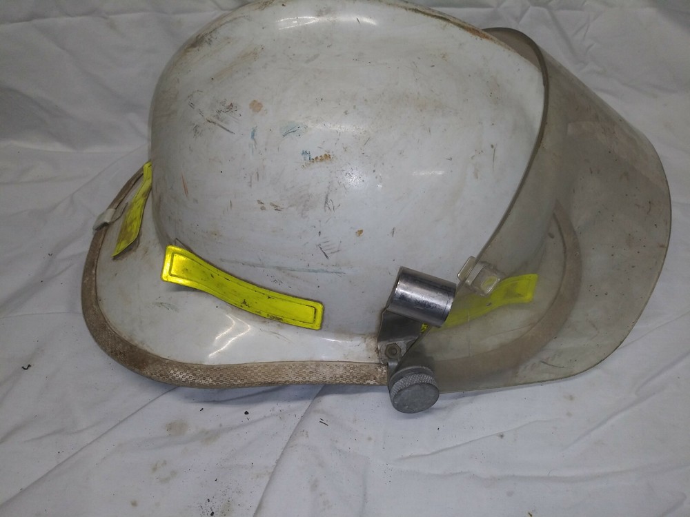 CAIRNS & BROTHERS, 660, FIREFIGHTERS HELMET, WITH SHIELD & FLASHLIGHT HOLDER