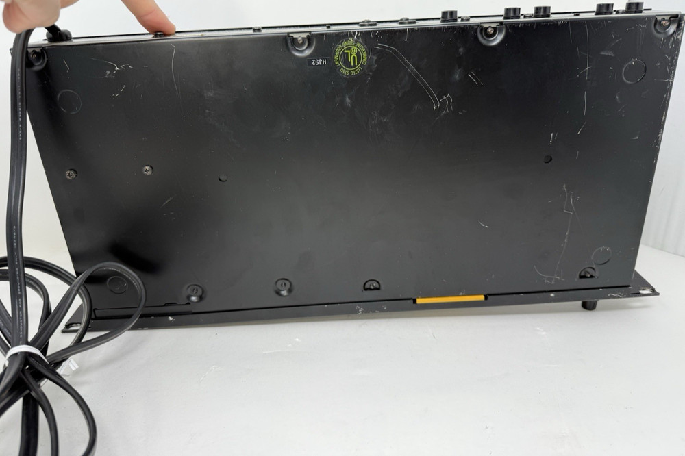 Yamaha EMP700 Multi Effect Processor Rack ~ Powers On ~ For Parts / Repair