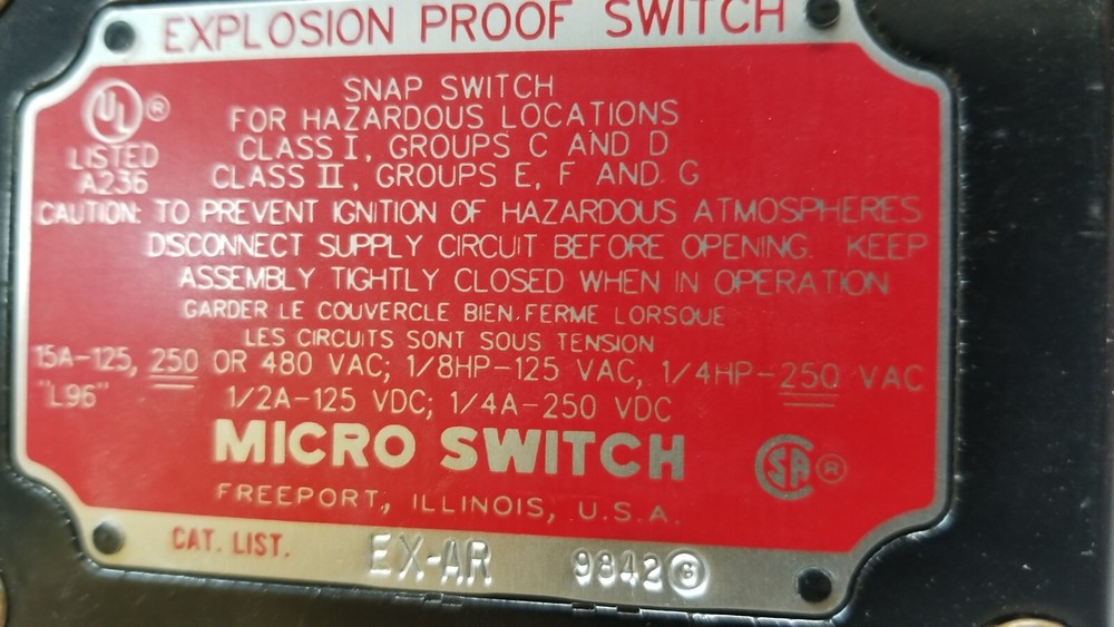 Honeywell EX-AR 9842 Micro Switch 9843 single roller arm Explosion Proof snap
