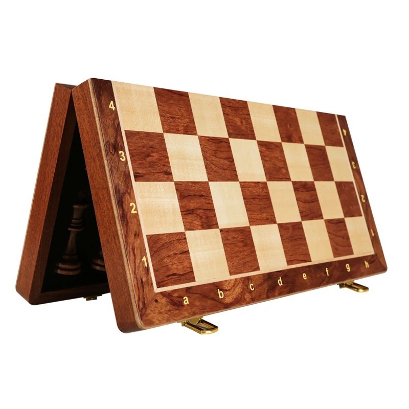 Classic Wooden Chess Set – Handcrafted Walnut Pieces & Foldable Board